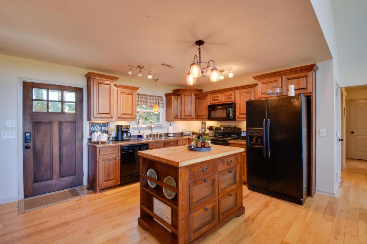 Lakemont Retreat Game Room, Hot Tub, And Mtn Views! Buitenkant foto