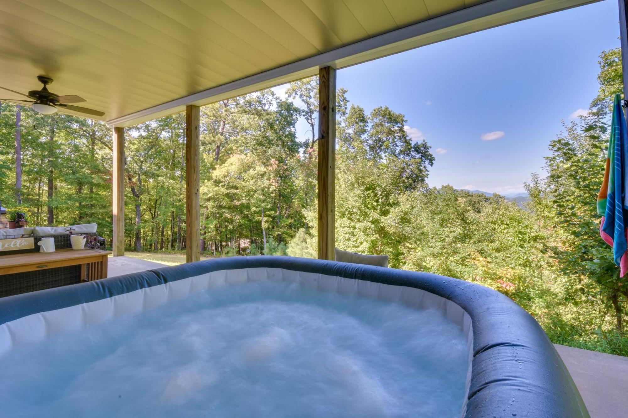 Lakemont Retreat Game Room, Hot Tub, And Mtn Views! Buitenkant foto